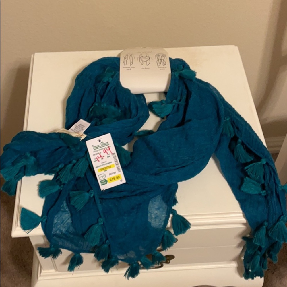 Blue Infinity Scarf